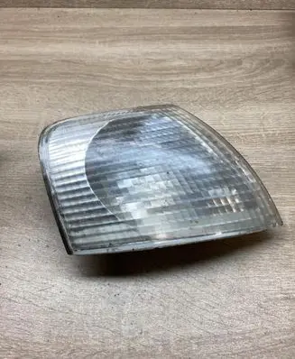 Volkswagen PASSAT B5 Front indicator light VWB5INDICATORLIGHT