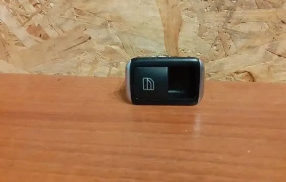 Mercedes-Benz GLK (X204) Other switches/knobs/shifts A2049058202