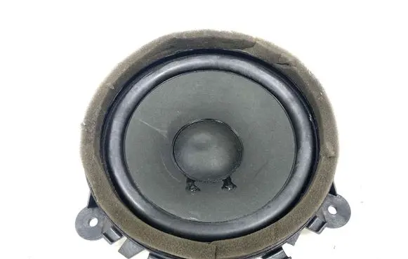 Volvo XC70 Rear door speaker 30657445