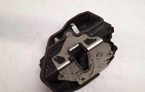 BMW 5 F10 F11 Front door lock 7036167 51217036167 51217154619