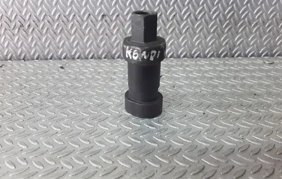 Renault Megane I Air conditioning (A/C) pressure sensor 7700424025