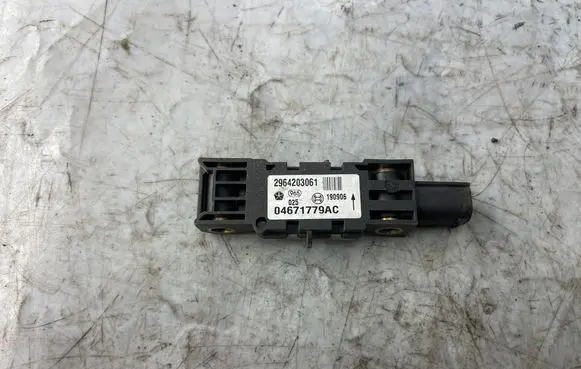 Jeep Grand Cherokee (WK) Airbag deployment crash/impact sensor 04671779AC