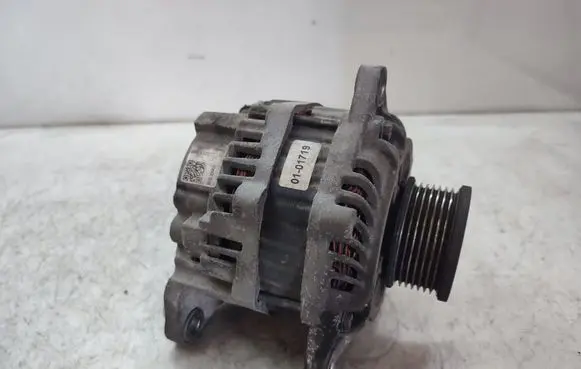 Nissan Pathfinder R51 Generator/alternator PU033211