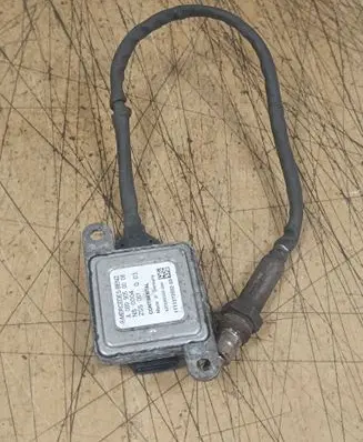 Mercedes-Benz Sprinter W906 Lambda probe sensor A0009050008