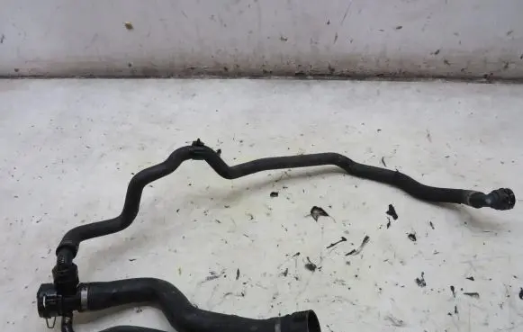 BMW X1 E84 Engine coolant pipe/hose