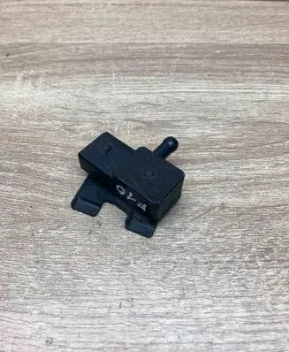 BMW 3 E90 E91 Exhaust gas pressure sensor 7805152 780515201