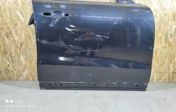 Maserati Levante Front door HP29050A