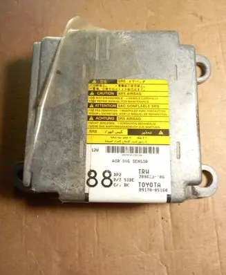 Toyota Avensis T250 Airbag control unit/module 8917005160