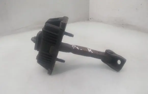 Toyota Avensis T250 Front door check strap stopper