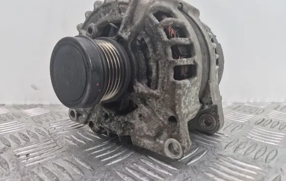 Mercedes-Benz GLA W156 X156 Generator/alternator A0009061903