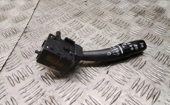 Hyundai Santa Fe Wiper control stalk 2020057652