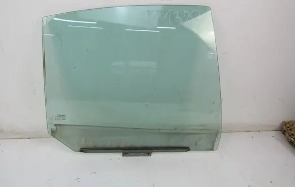Renault Megane I Rear door window glass 