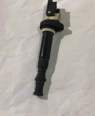 BMW 6 E63 E64 High voltage ignition coil 7835108