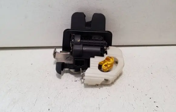 Audi Q7 4M Tailgate/trunk/boot lock/catch/latch 4M0827506B