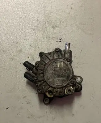 Volkswagen Touran I Vacuum pump 03G145209 070705C11