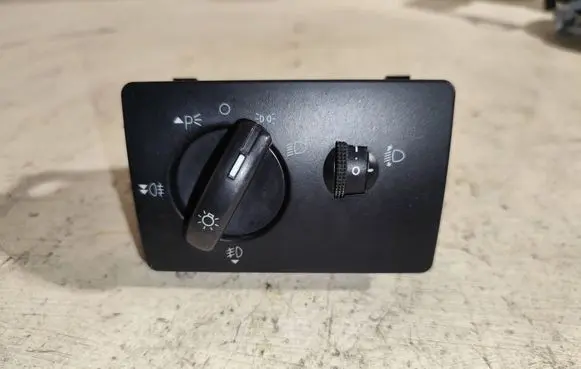 Light switch