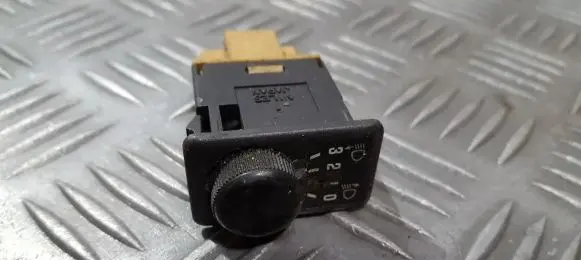 Nissan X-Trail T30 Wing mirror switch