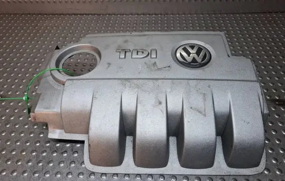 Volkswagen PASSAT B6 Engine cover (trim) S26372680 03G103967