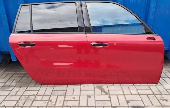 Citroen C4 Grand Picasso Front door 