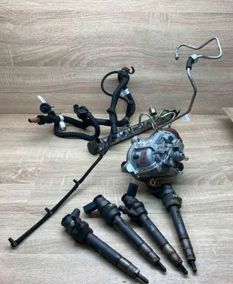 BMW X1 E84 Fuel injection system set 7798446 7823452 N47