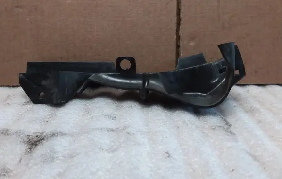 Audi A6 S6 C7 4G Fender mounting bracket 4G0805233