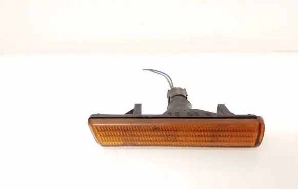 BMW 7 E38 Front fender indicator light 12026