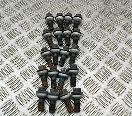 Lexus RX V Nuts/bolts 9094202103