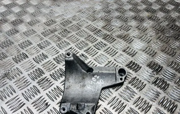 Audi A4 S4 B7 8E 8H A/C compressor mount bracket 06C260835A