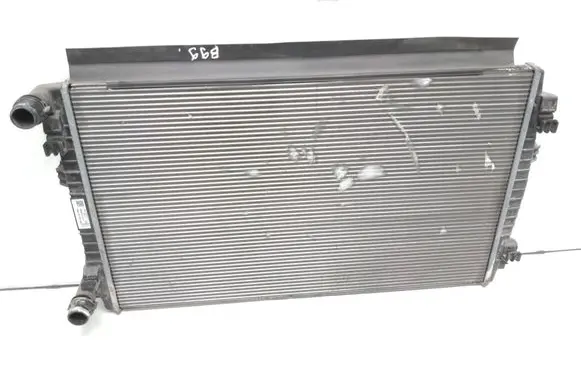 Seat Leon (5F) Coolant radiator 5Q0121251GQ