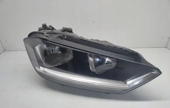 Volkswagen Golf VII Headlight/headlamp