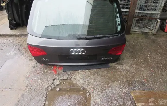 Audi A4 S4 B8 8K Tailgate/trunk/boot lid