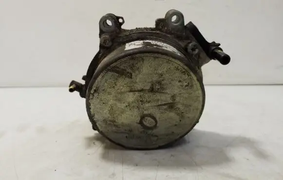Jeep Cherokee Vacuum pump 55269802