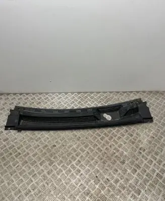 Dacia Spring Wiper trim 668122684R