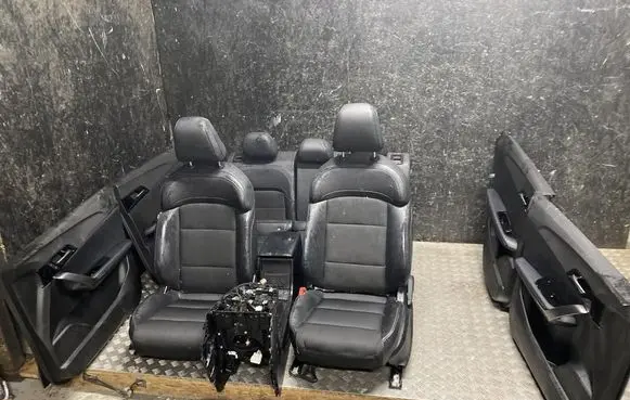 MG MG4 ev Seat set 