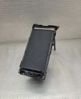 Volvo V40 Cross country Cup holder front 08632777