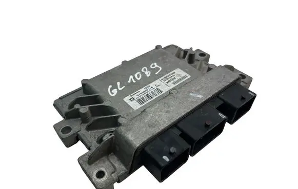 Renault Clio III Engine control unit/module 8200937869