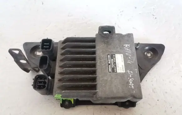 Toyota RAV 4 (XA30) Fuel injection control unit/module 8987120070