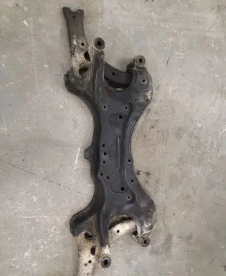 Toyota Avensis T250 Front subframe