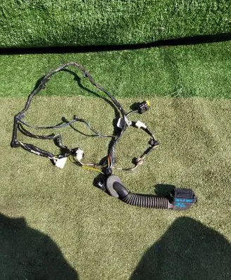 Hyundai i20 (PB PBT) Front door wiring loom/harness boot 916004P090