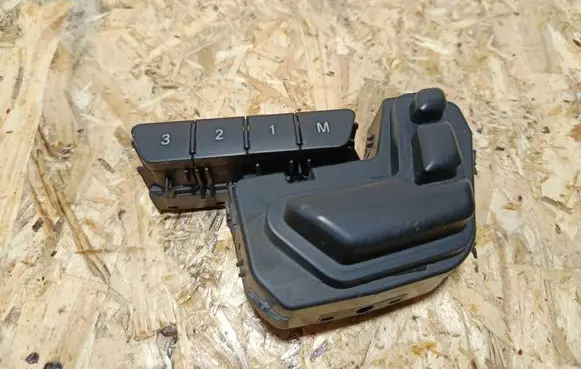 Mercedes-Benz CLS C218 X218 Seat control switch A2128700558 10019982