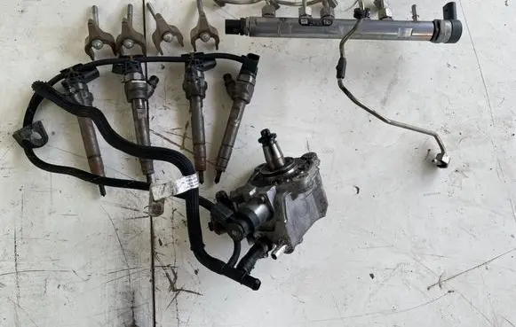 BMW 3 F30 F35 F31 Fuel injection system set 5170445010 7810696 0445110478