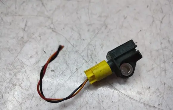 Mercedes-Benz CLS C218 X218 Airbag deployment crash/impact sensor A1729056000