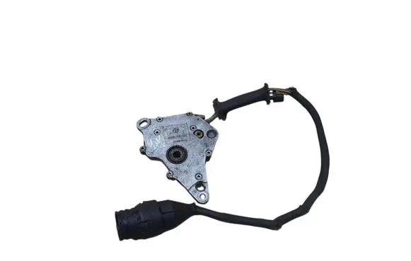 BMW 7 E38 Gear selector 0501211451