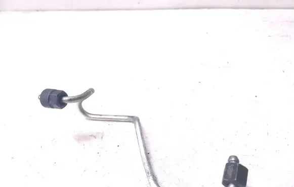 Audi A8 S8 D4 4H Fuel injector supply line/pipe U309CD2