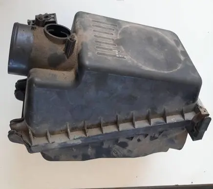 Toyota Corolla E120 E130 Air filter box 1770122100 1140407340 1404073400