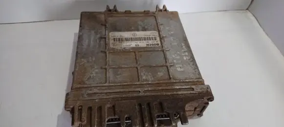 Renault Megane I Engine control unit/module 0281001810 7700109622