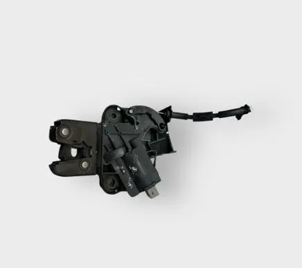 Tailgate/trunk/boot lock/catch/latch