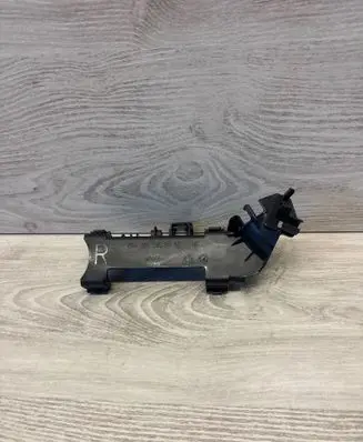Mercedes-Benz C W205 Front lower control arm/wishbone A2055468080