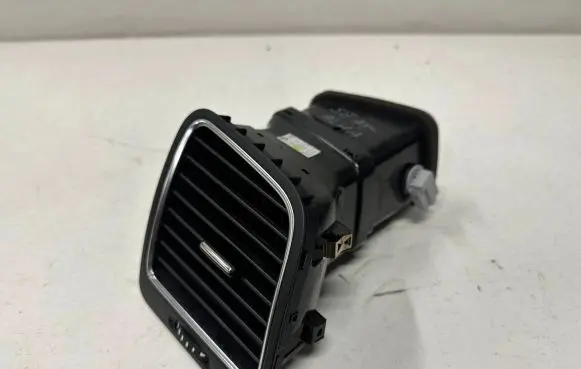 Seat Alhambra (Mk2) Dashboard side air vent grill/cover trim 7N0819704D