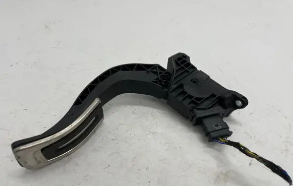 Audi A4 S4 B9 Accelerator throttle pedal 8W1723523A